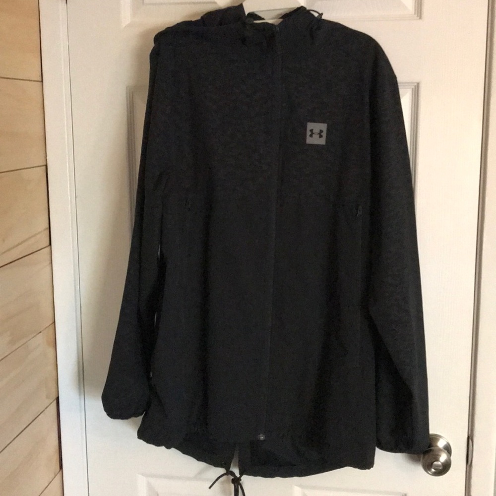 Underarmour windbreaker